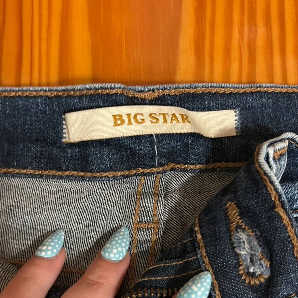 Big Star Blue Jean Shorts Distressed Frayed Hem - Picture 2 of 4